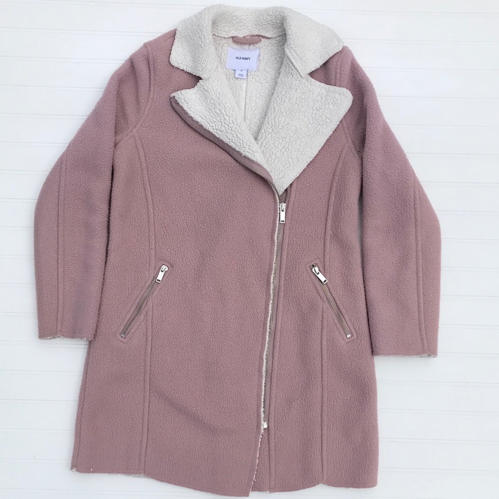 Sherpa-lined long coat 🧥